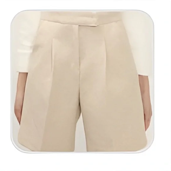 storets Chloe Pintuck Shorts. - Picture 2 of 4